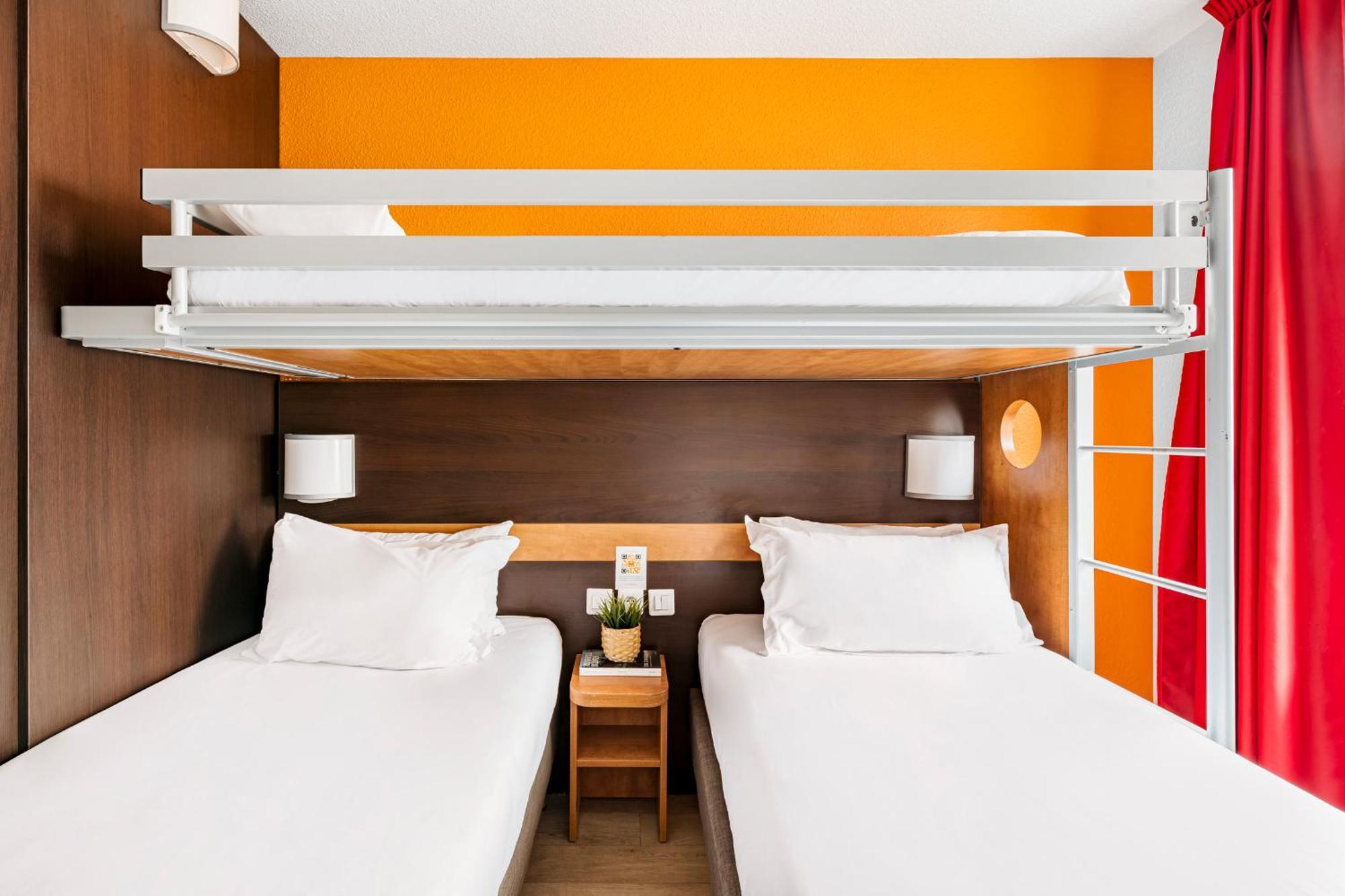 Standard Triple Room,1590337885:JPEG